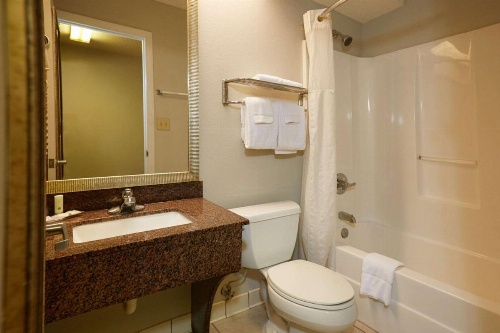 Quality Inn Augusta West Near Fort Eisenhower image 20