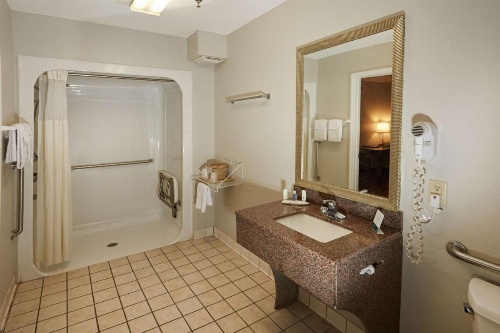 Quality Inn Augusta West Near Fort Eisenhower image 25